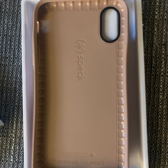 Speck Presidio Metallic Iphone XR - Never Used - Picture 2 of 4